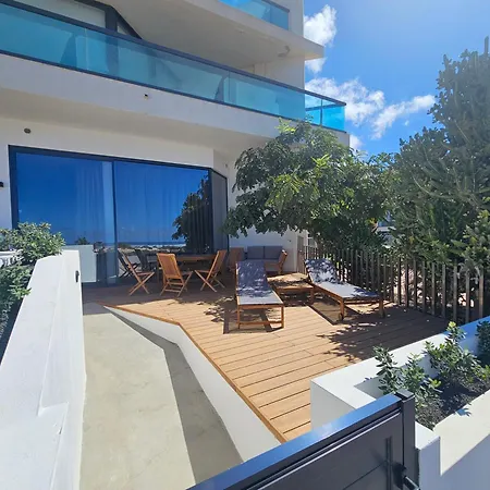 Maar Apartment