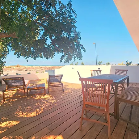 Maar * Cotillo